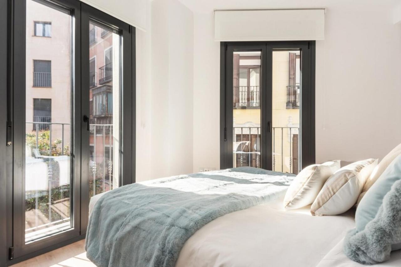 Incredible Design 2 Bedroom Apartment In Centro Madrid Eksteriør billede