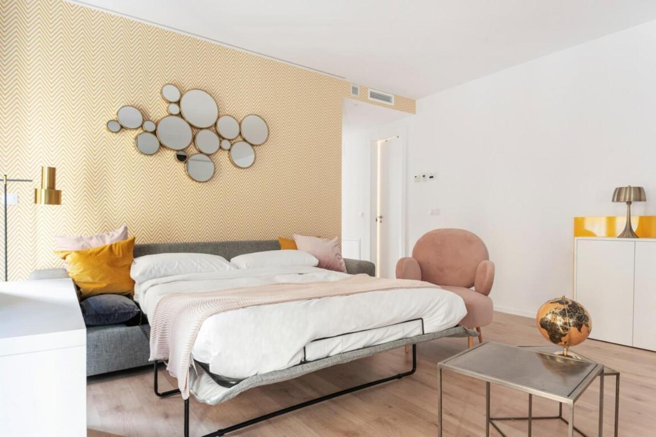 Incredible Design 2 Bedroom Apartment In Centro Madrid Eksteriør billede